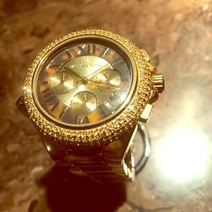 MICHAEL KORS